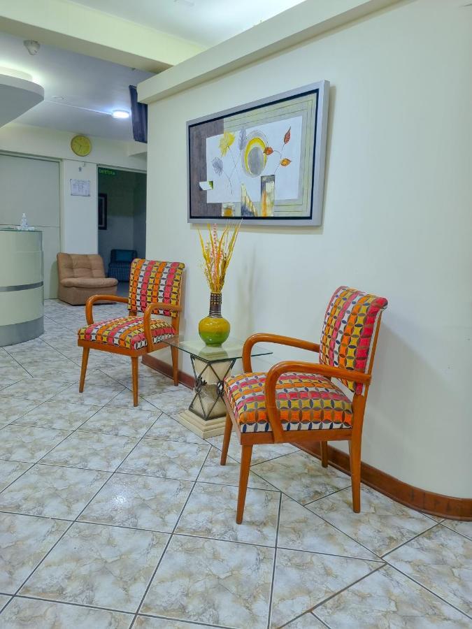 Hostal Solari Trujillo Luaran gambar