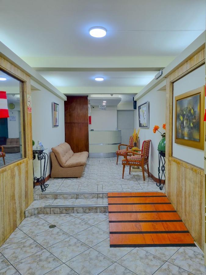 Hostal Solari Trujillo Luaran gambar