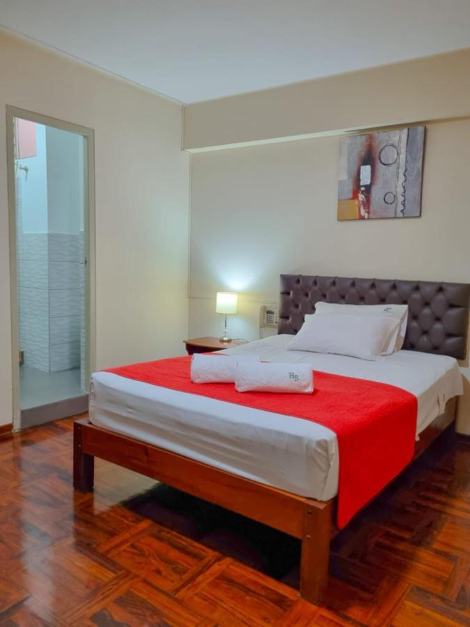 Hostal Solari Trujillo Luaran gambar
